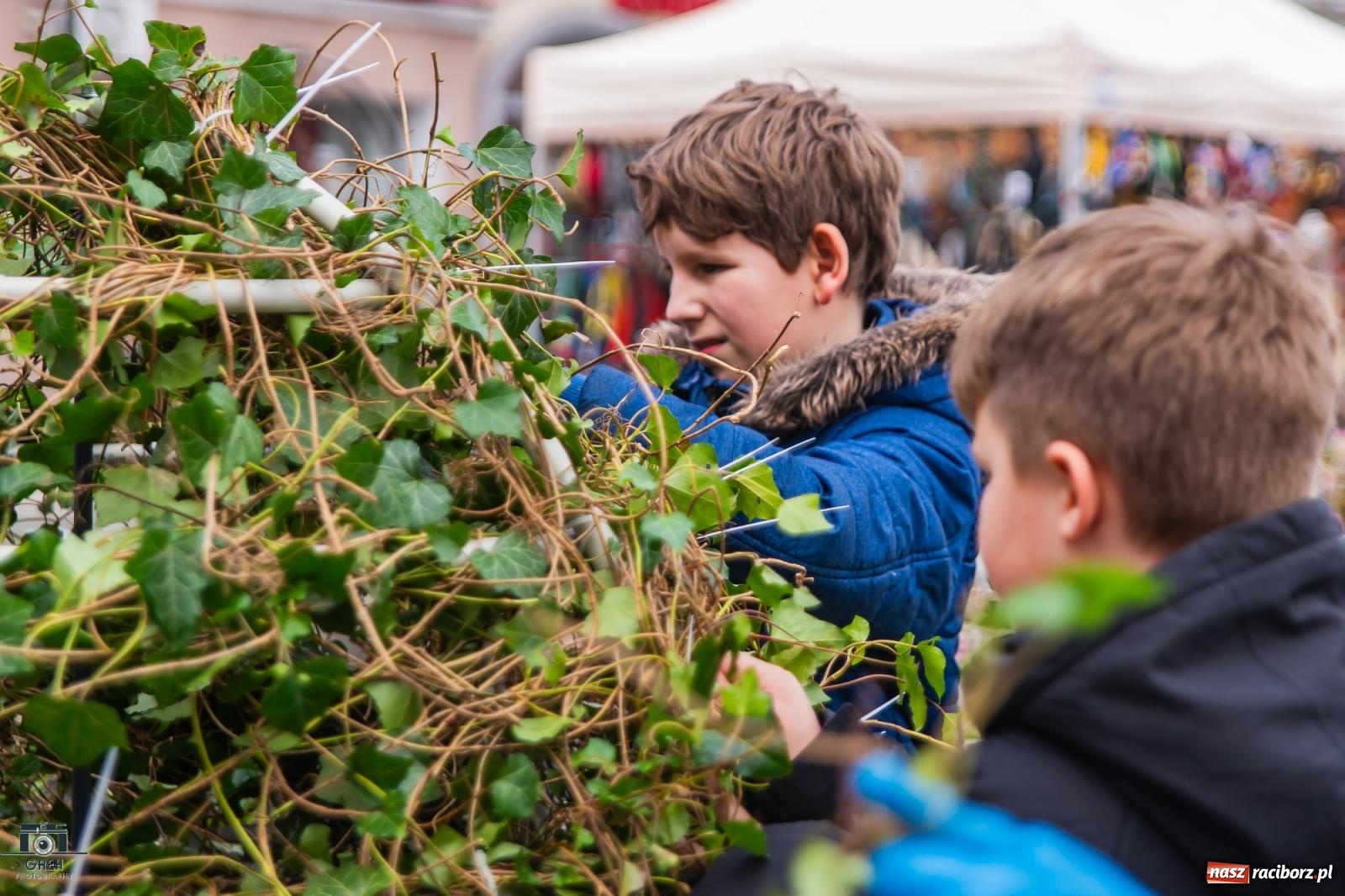 Zdjęcie w galerii na portalu naszraciborz.pl: Na rynku ruszył jarmark wielkanocny [FOTO i WIDEO] wiadomości z regionu