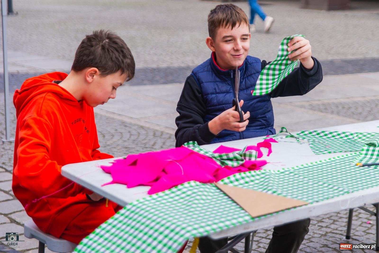 Zdjęcie w galerii na portalu naszraciborz.pl: Na rynku ruszył jarmark wielkanocny [FOTO i WIDEO] wiadomości z regionu