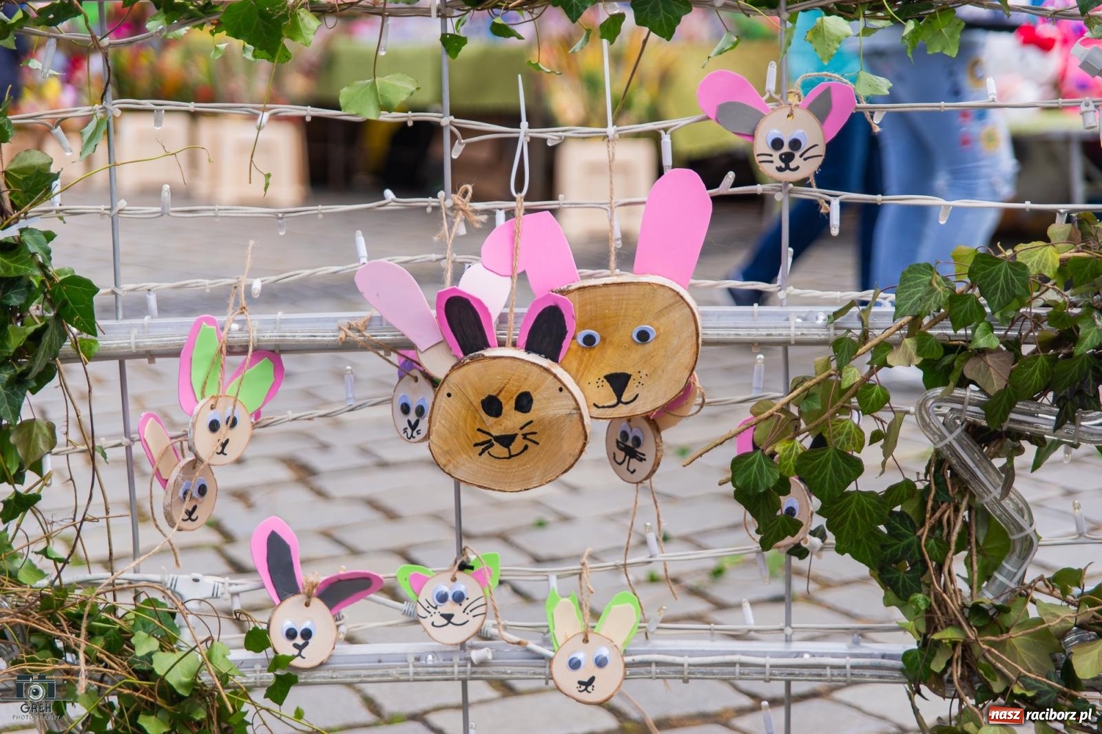 Zdjęcie w galerii na portalu naszraciborz.pl: Na rynku ruszył jarmark wielkanocny [FOTO i WIDEO] wiadomości z regionu