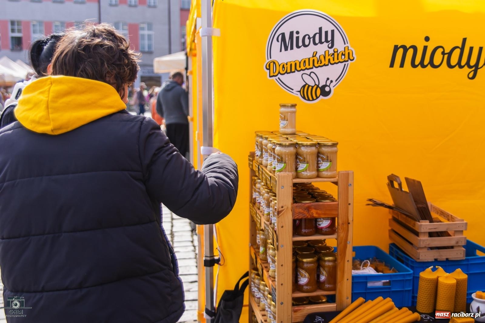 Zdjęcie w galerii na portalu naszraciborz.pl: Na rynku ruszył jarmark wielkanocny [FOTO i WIDEO] wiadomości z regionu