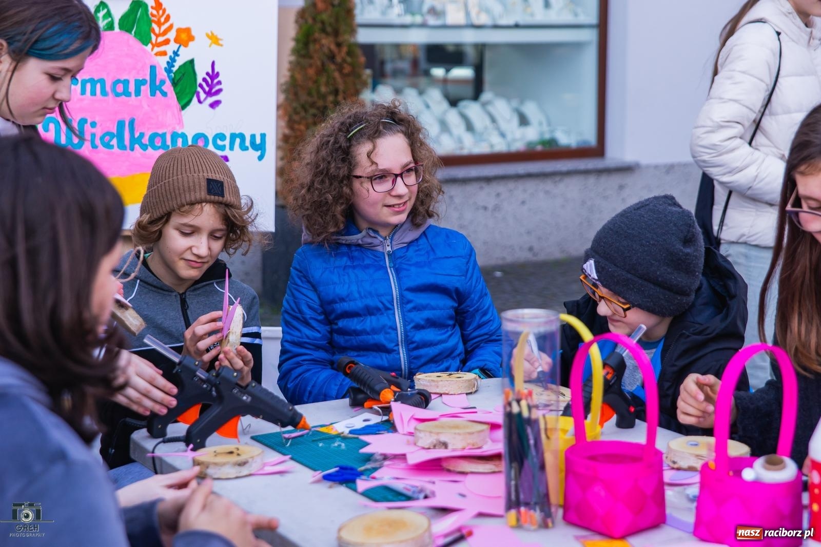 Zdjęcie w galerii na portalu naszraciborz.pl: Na rynku ruszył jarmark wielkanocny [FOTO i WIDEO] wiadomości z regionu