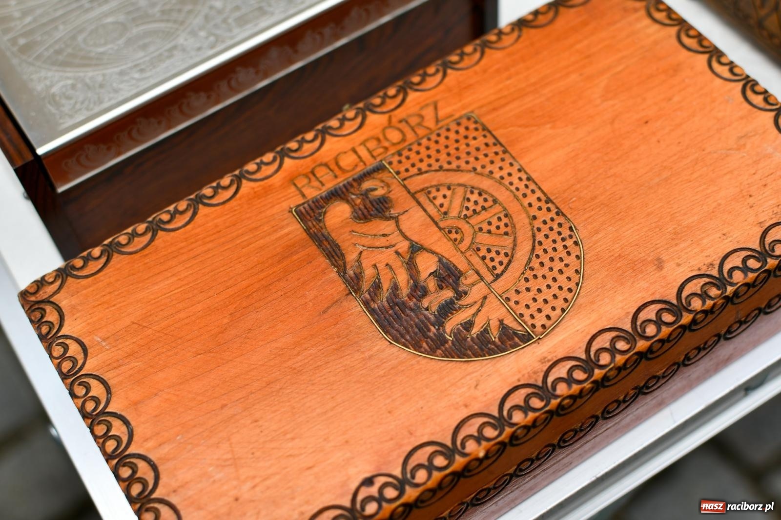 Zdjęcie w galerii na portalu naszraciborz.pl: Ocieplenie to i ożywienie na jarmarku staroci [FOTO i WIDEO] wiadomości z regionu