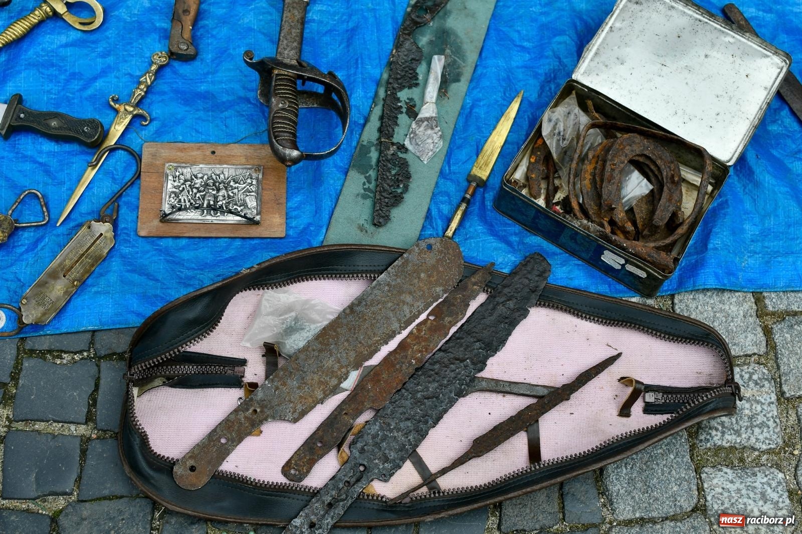 Zdjęcie w galerii na portalu naszraciborz.pl: Ocieplenie to i ożywienie na jarmarku staroci [FOTO i WIDEO] wiadomości z regionu