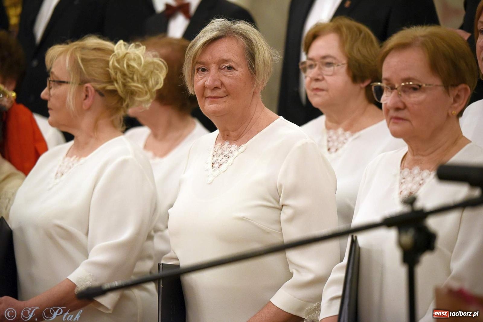 Zdjęcie w galerii na portalu naszraciborz.pl: Śląskie pieśni i opowieści o abp. Gawlinie wiadomości z regionu