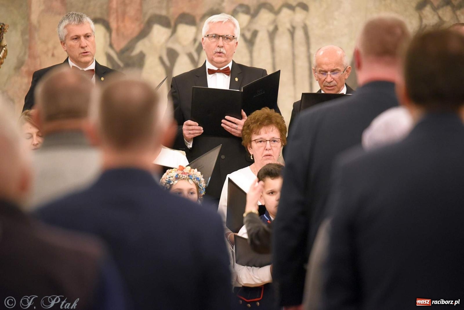 Zdjęcie w galerii na portalu naszraciborz.pl: Śląskie pieśni i opowieści o abp. Gawlinie wiadomości z regionu