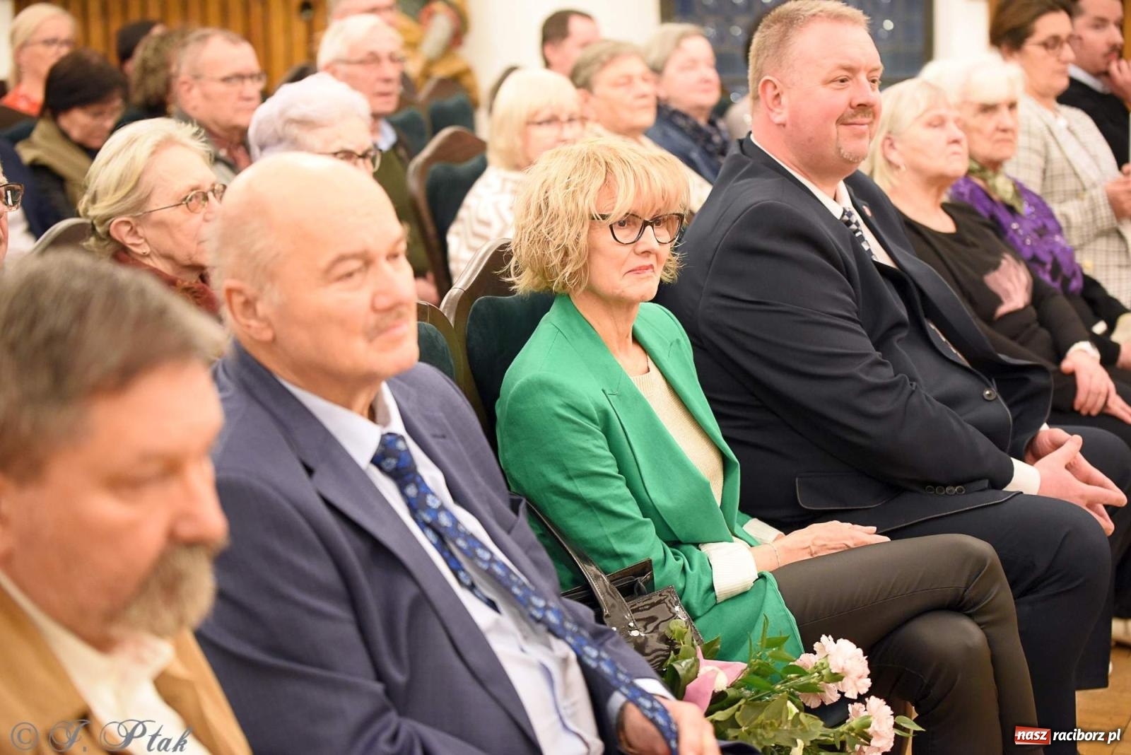 Zdjęcie w galerii na portalu naszraciborz.pl: Śląskie pieśni i opowieści o abp. Gawlinie wiadomości z regionu