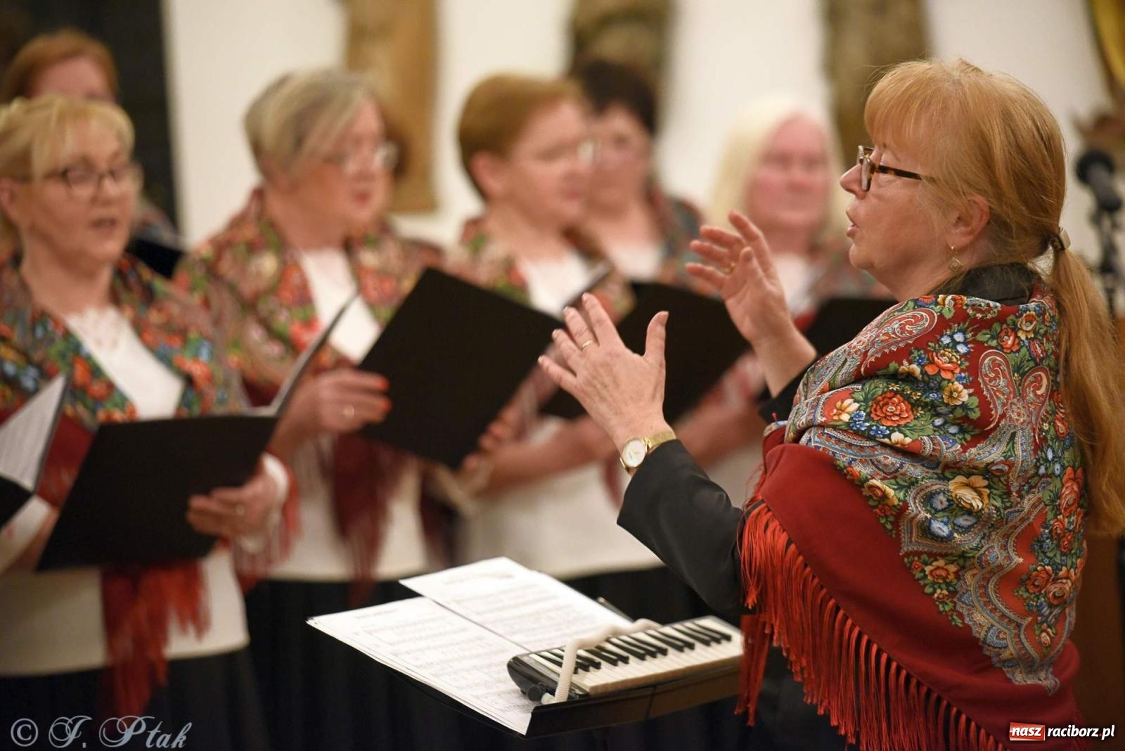 Zdjęcie w galerii na portalu naszraciborz.pl: Śląskie pieśni i opowieści o abp. Gawlinie wiadomości z regionu