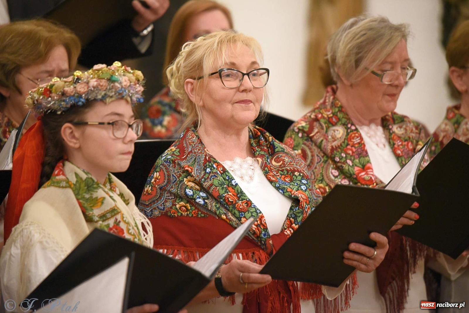 Zdjęcie w galerii na portalu naszraciborz.pl: Śląskie pieśni i opowieści o abp. Gawlinie wiadomości z regionu
