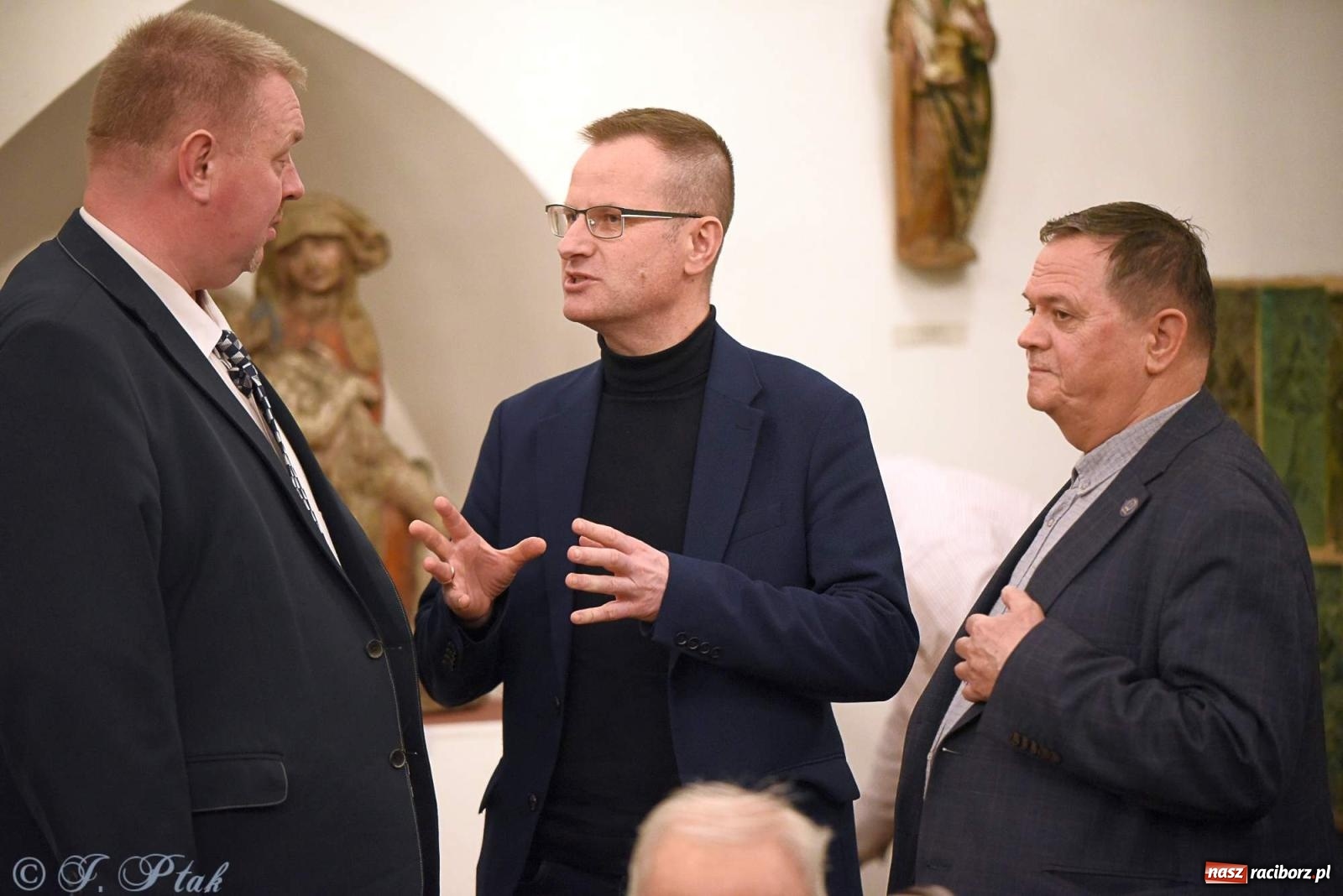 Zdjęcie w galerii na portalu naszraciborz.pl: Śląskie pieśni i opowieści o abp. Gawlinie wiadomości z regionu