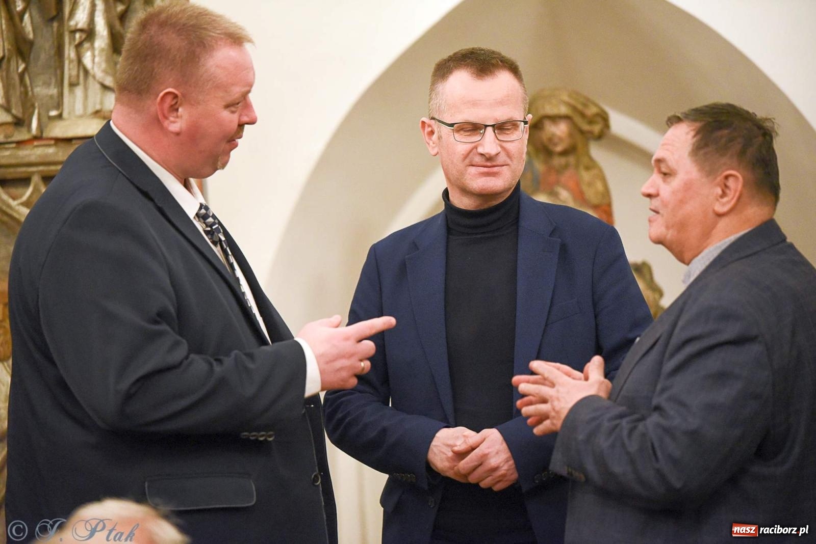 Zdjęcie w galerii na portalu naszraciborz.pl: Śląskie pieśni i opowieści o abp. Gawlinie wiadomości z regionu