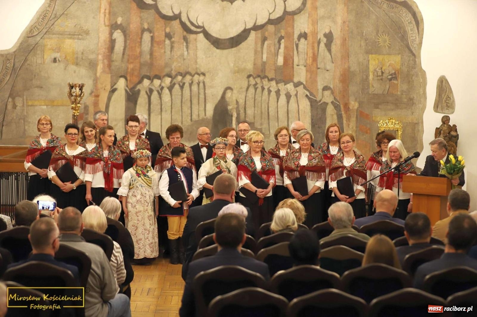 Zdjęcie w galerii na portalu naszraciborz.pl: Śląskie pieśni i opowieści o abp. Gawlinie wiadomości z regionu