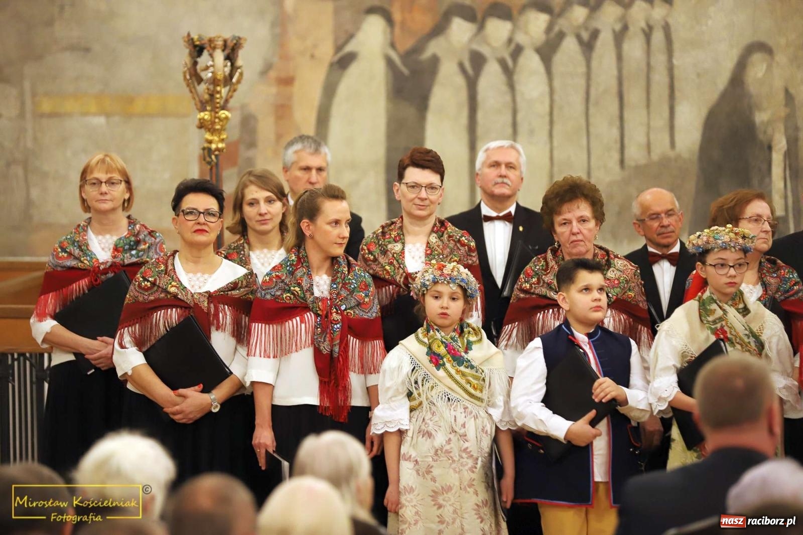 Zdjęcie w galerii na portalu naszraciborz.pl: Śląskie pieśni i opowieści o abp. Gawlinie wiadomości z regionu