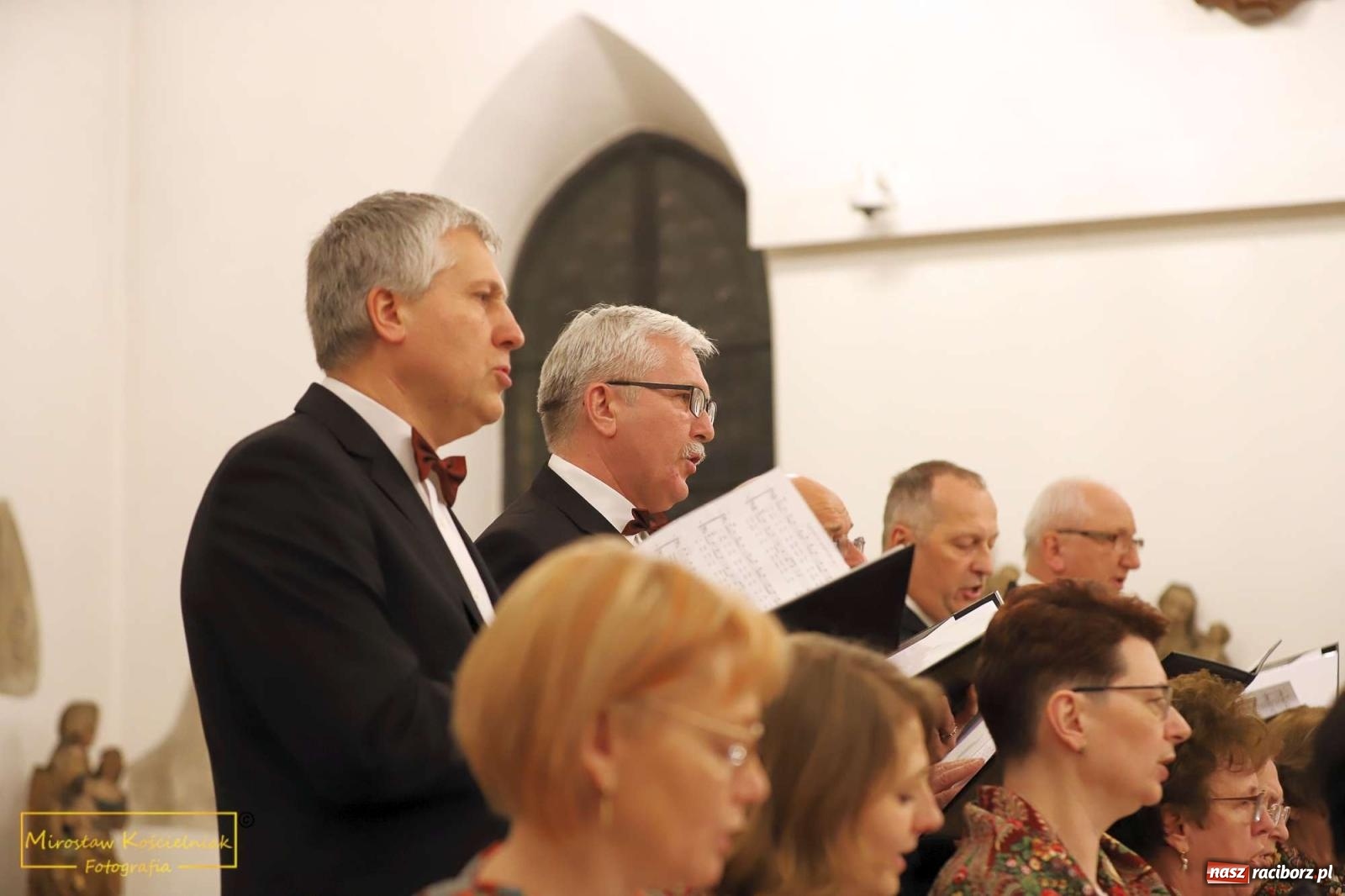 Zdjęcie w galerii na portalu naszraciborz.pl: Śląskie pieśni i opowieści o abp. Gawlinie wiadomości z regionu