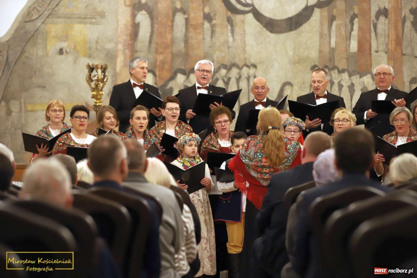 Zdjęcie w galerii na portalu naszraciborz.pl: Śląskie pieśni i opowieści o abp. Gawlinie wiadomości z regionu