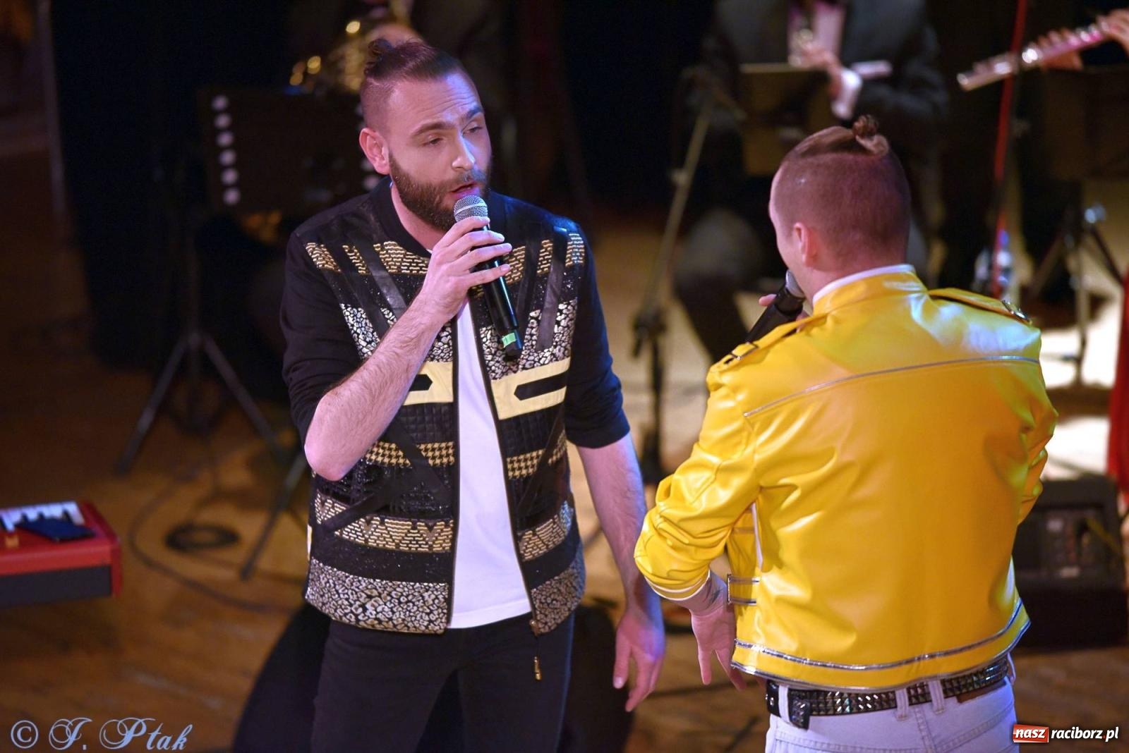 Zdjęcie w galerii na portalu naszraciborz.pl: Golden Hits of Queen & Majesty Orchestra w Raciborzu wiadomości z regionu