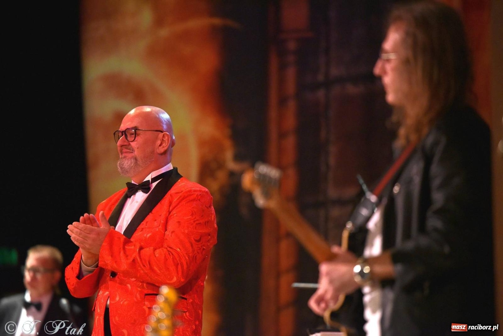 Zdjęcie w galerii na portalu naszraciborz.pl: Golden Hits of Queen & Majesty Orchestra w Raciborzu wiadomości z regionu