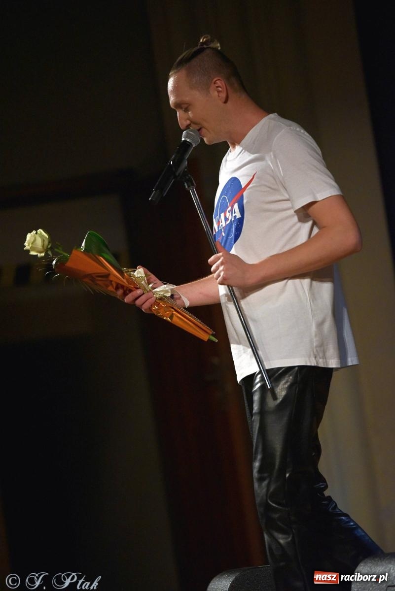 Zdjęcie w galerii na portalu naszraciborz.pl: Golden Hits of Queen & Majesty Orchestra w Raciborzu wiadomości z regionu