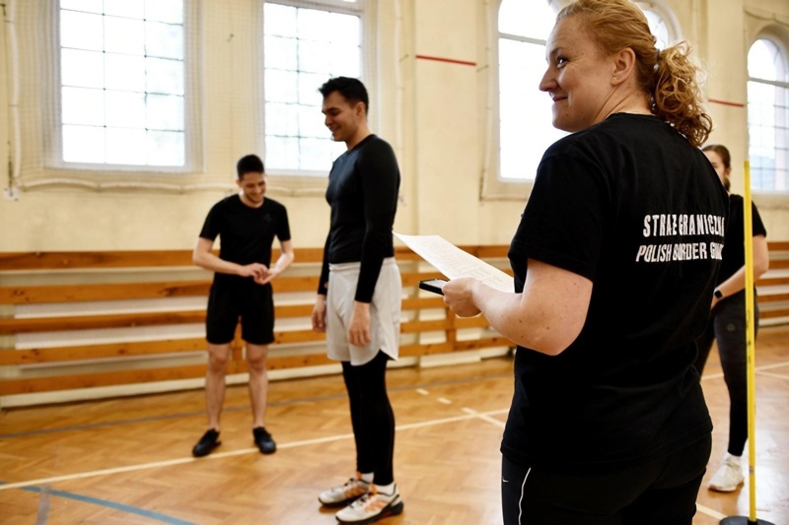Zdjęcie w galerii na portalu naszraciborz.pl: Tak wygląda droga do munduru pogranicznika w SOSG w Raciborzu [FOTO] wiadomości z regionu