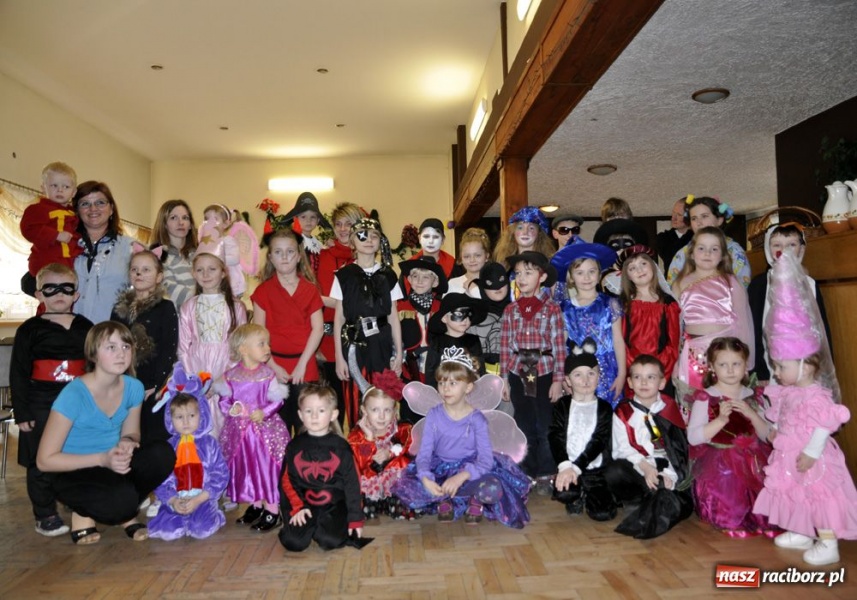 Zdjęcie w galerii na portalu naszraciborz.pl: Karnawał najlepszy popołudniem wiadomości z regionu