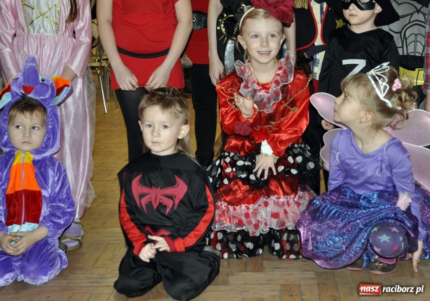 Zdjęcie w galerii na portalu naszraciborz.pl: Karnawał najlepszy popołudniem wiadomości z regionu