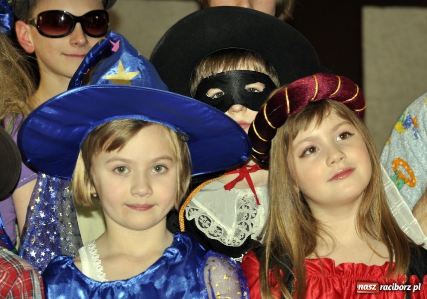 Zdjęcie w galerii na portalu naszraciborz.pl: Karnawał najlepszy popołudniem wiadomości z regionu