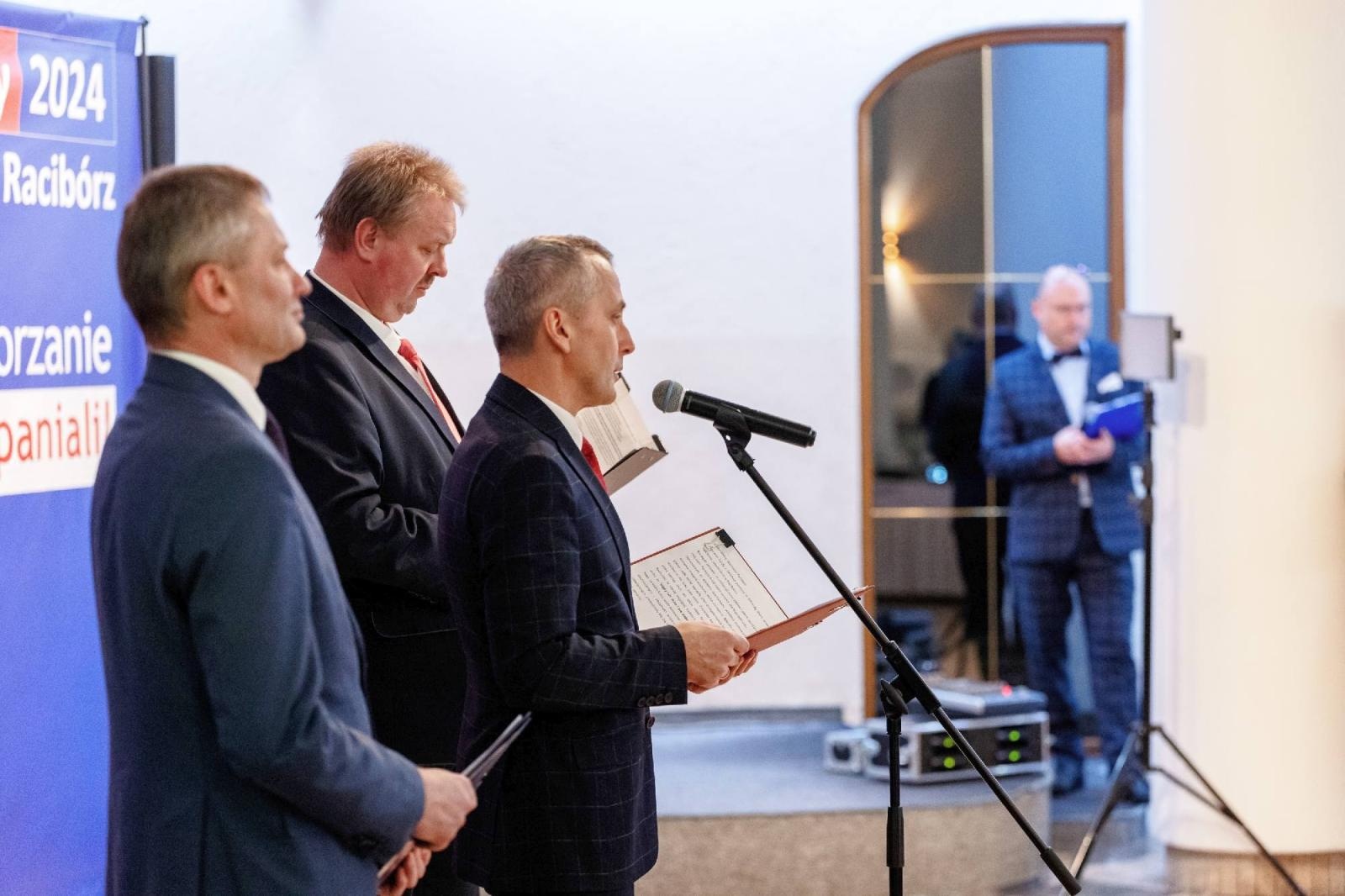 Zdjęcie w galerii na portalu naszraciborz.pl: Dariusz Polowy i drużyna Silnego Raciborza: jak zmieniło się nasze miasto i kto może rozwijać je dalej [video] wiadomości z regionu