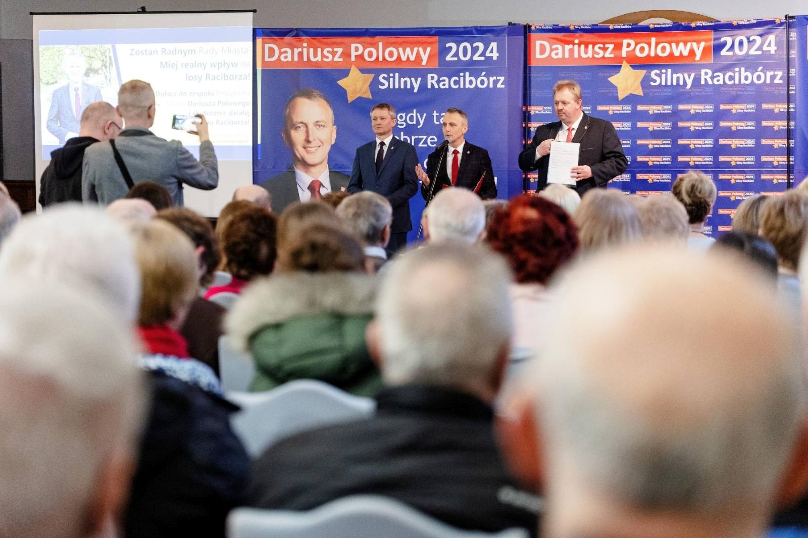 Zdjęcie w galerii na portalu naszraciborz.pl: Dariusz Polowy i drużyna Silnego Raciborza: jak zmieniło się nasze miasto i kto może rozwijać je dalej [video] wiadomości z regionu