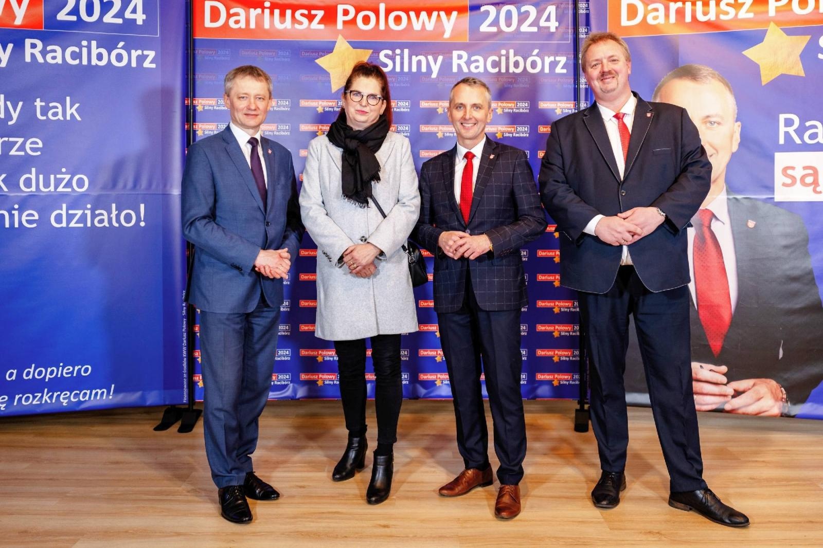 Zdjęcie w galerii na portalu naszraciborz.pl: Dariusz Polowy i drużyna Silnego Raciborza: jak zmieniło się nasze miasto i kto może rozwijać je dalej [video] wiadomości z regionu