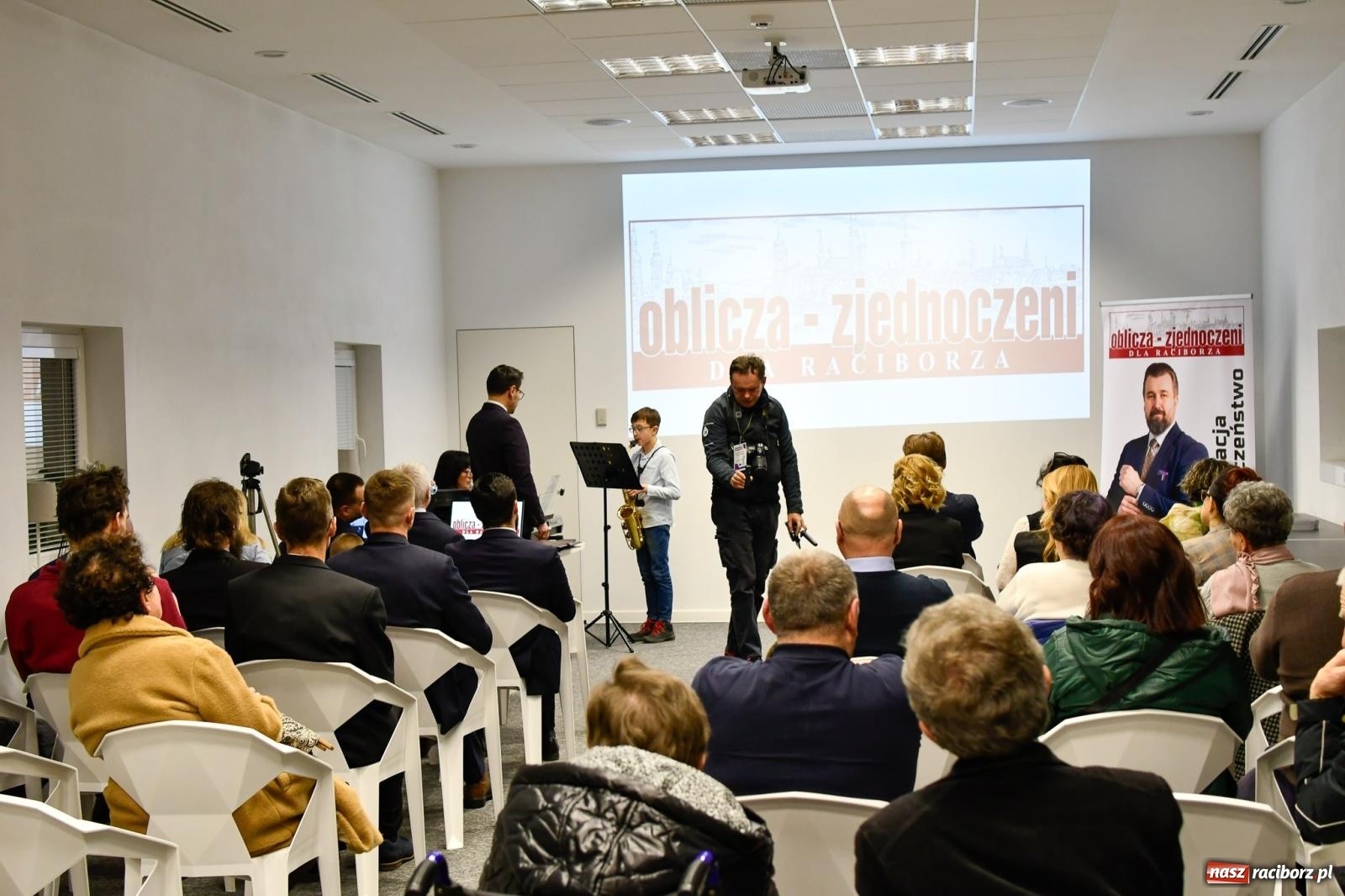 Zdjęcie w galerii na portalu naszraciborz.pl: Mieli propozycje z innych komitetów, ale obrali własny kierunek. Konwencja Oblicz - Zjednoczonych dla Raciborza wiadomości z regionu