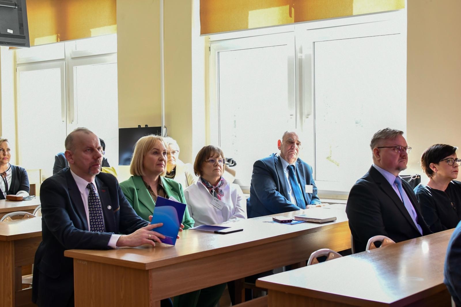 Zdjęcie w galerii na portalu naszraciborz.pl: XVII Raciborskie Seminarium Pedagogiczne wiadomości z regionu