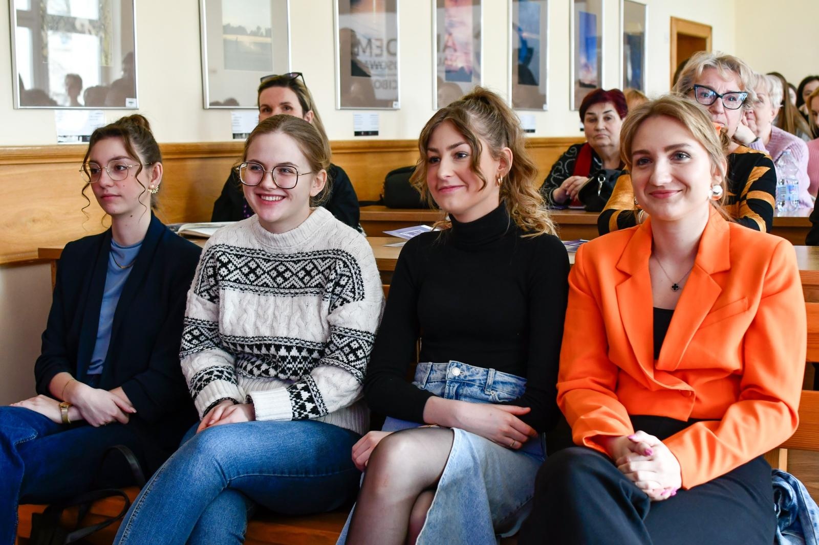 Zdjęcie w galerii na portalu naszraciborz.pl: XVII Raciborskie Seminarium Pedagogiczne wiadomości z regionu