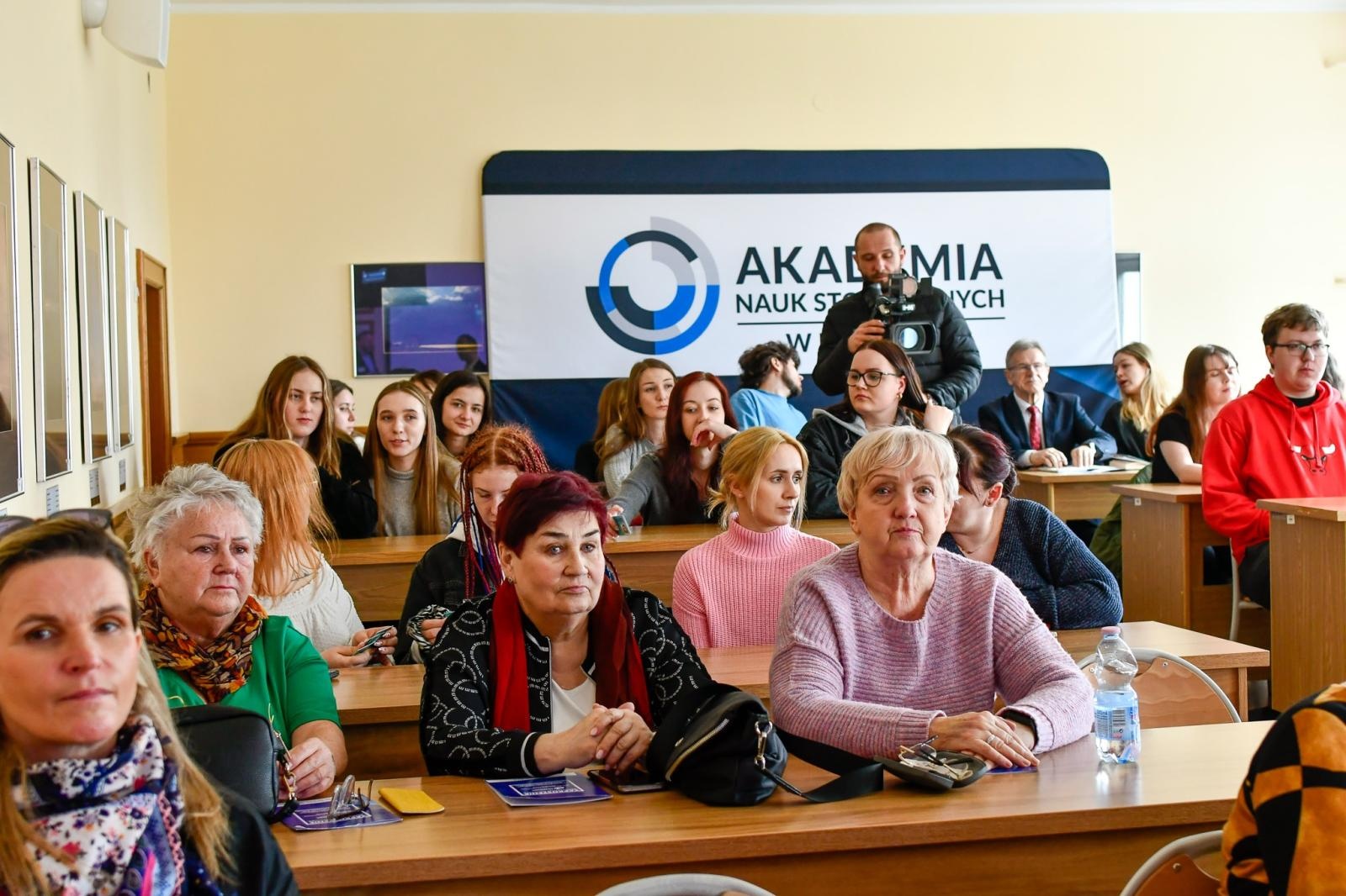 Zdjęcie w galerii na portalu naszraciborz.pl: XVII Raciborskie Seminarium Pedagogiczne wiadomości z regionu