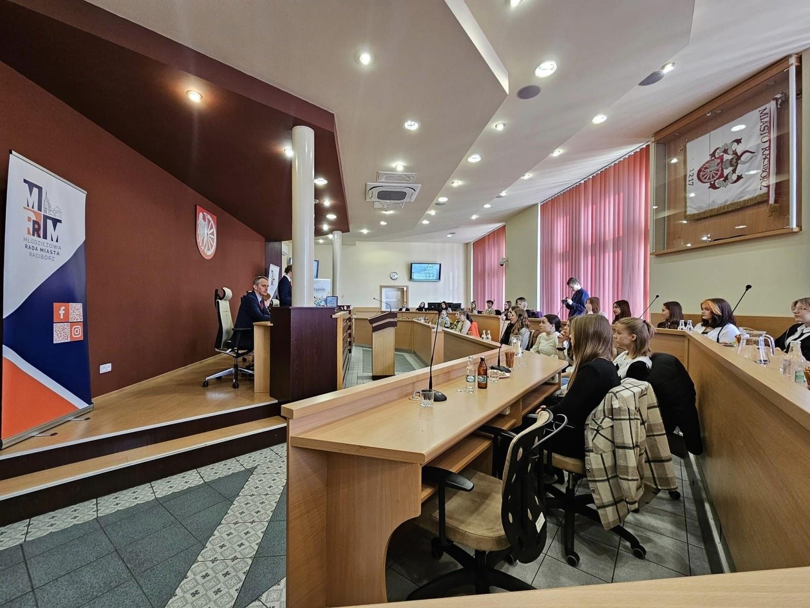 Zdjęcie w galerii na portalu naszraciborz.pl: Raciborskie Forum Samorządów Uczniowskich wiadomości z regionu