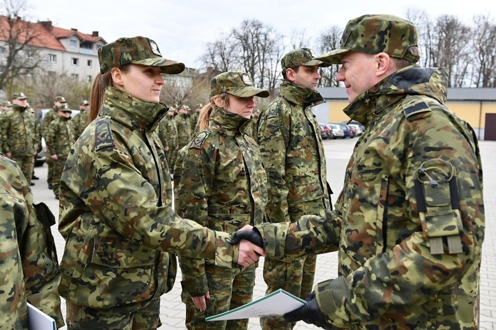 Zdjęcie w galerii na portalu naszraciborz.pl: Śląski Oddział Straży Granicznej w Raciborzu świętuje urodziny patrona wiadomości z regionu