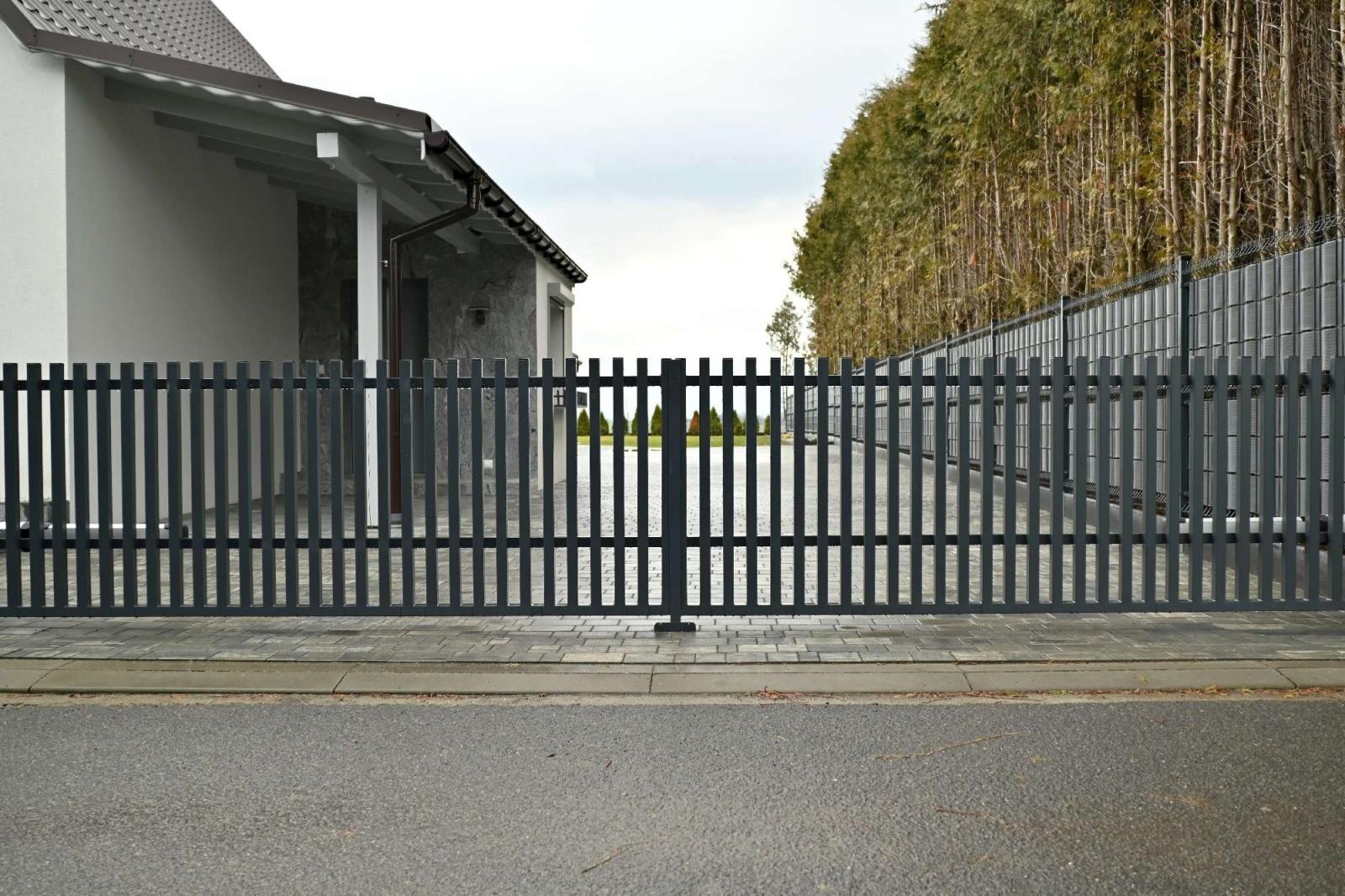 Zdjęcie w galerii na portalu naszraciborz.pl: KERSTAL Ogrodzenia. Najwyższa jakość wyrobów metalowych z Raciborza wiadomości z regionu