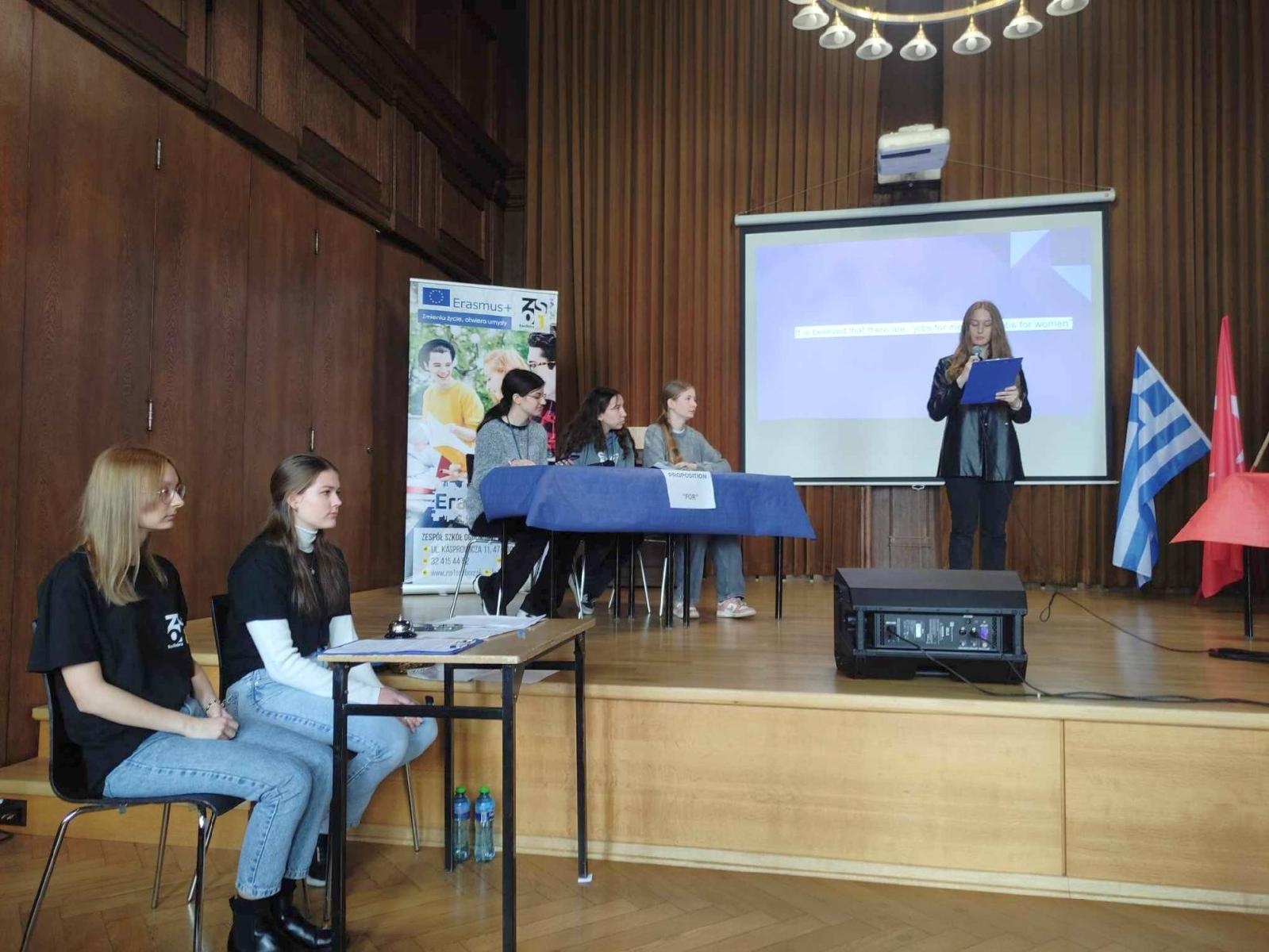 Zdjęcie w galerii na portalu naszraciborz.pl: Woman can do it. Erasmus w ZSO nr 1 wiadomości z regionu