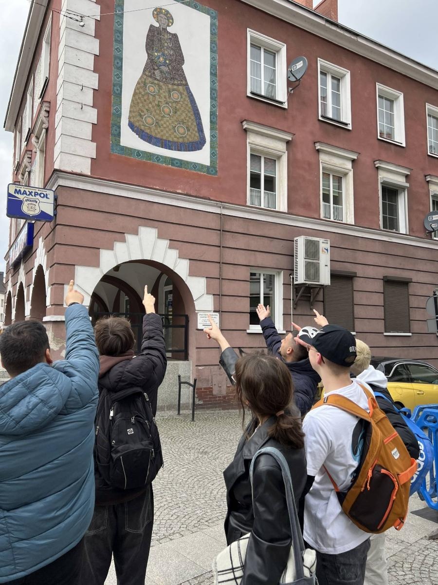 Zdjęcie w galerii na portalu naszraciborz.pl: Woman can do it. Erasmus w ZSO nr 1 wiadomości z regionu