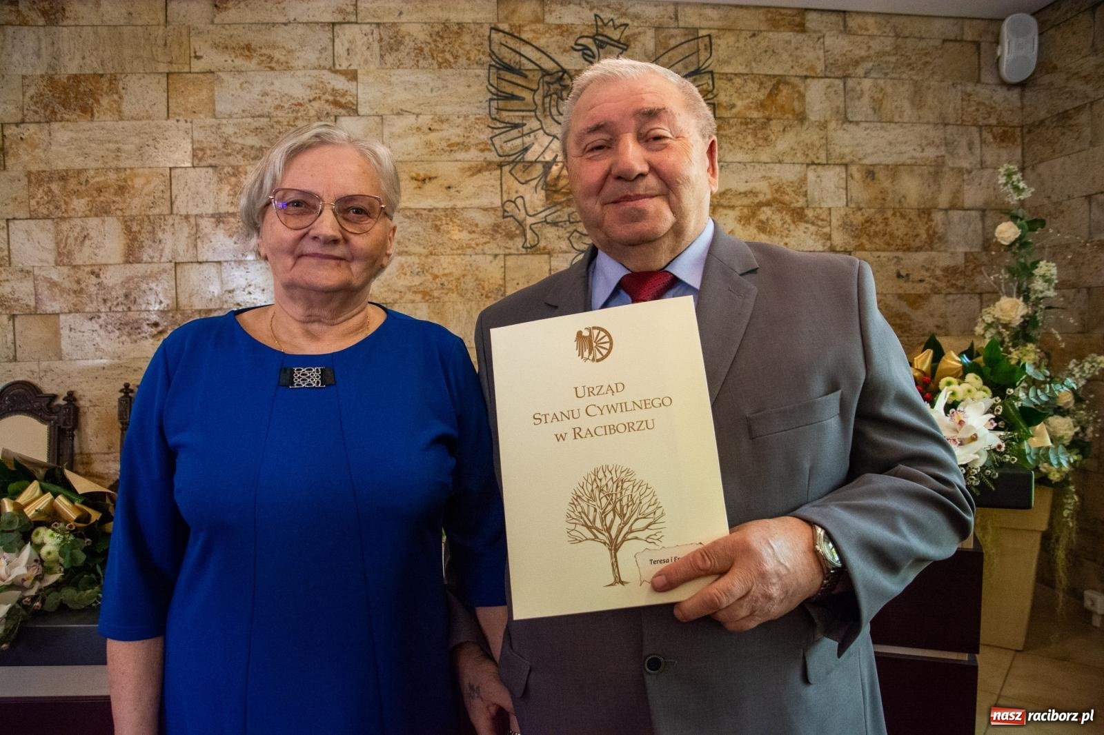 Zdjęcie w galerii na portalu naszraciborz.pl: Złote gody w raciborskim USC. Świętuje siedem par [FOTO i WIDEO] wiadomości z regionu