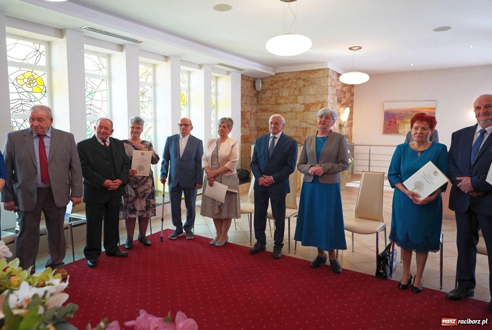 Zdjęcie w galerii na portalu naszraciborz.pl: Złote gody w raciborskim USC. Świętuje siedem par [FOTO i WIDEO] wiadomości z regionu