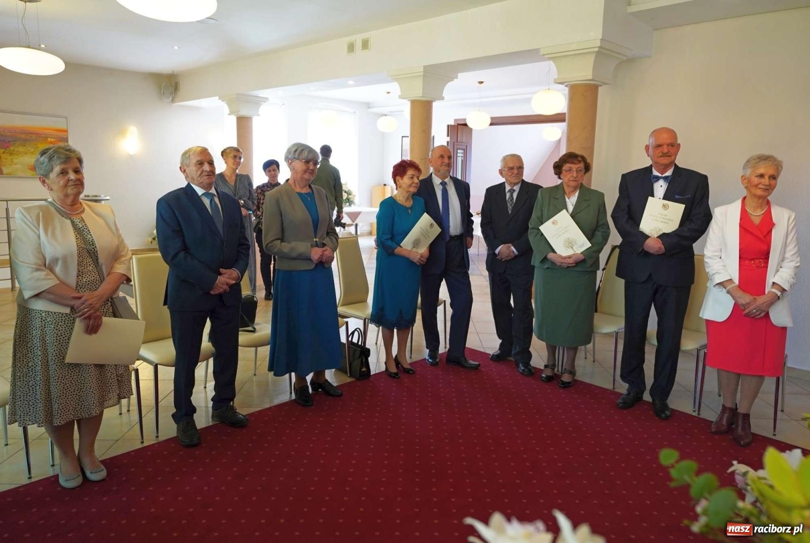 Zdjęcie w galerii na portalu naszraciborz.pl: Złote gody w raciborskim USC. Świętuje siedem par [FOTO i WIDEO] wiadomości z regionu