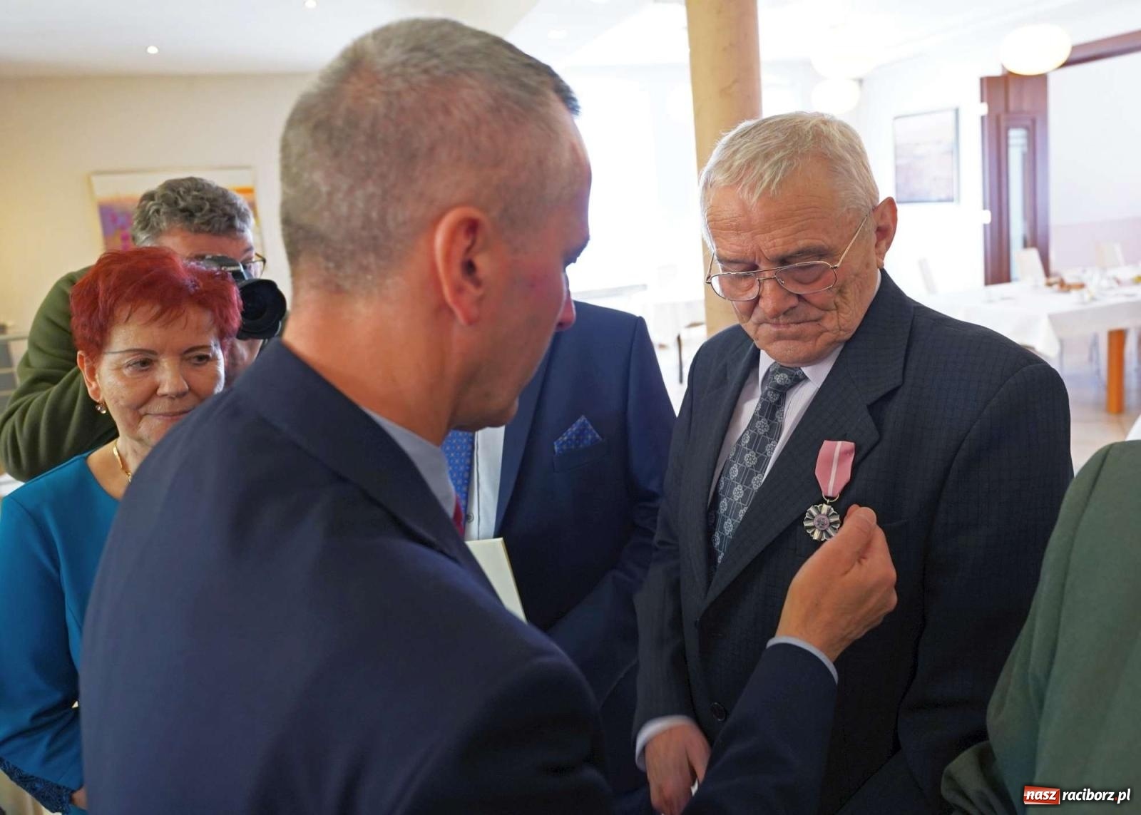 Zdjęcie w galerii na portalu naszraciborz.pl: Złote gody w raciborskim USC. Świętuje siedem par [FOTO i WIDEO] wiadomości z regionu