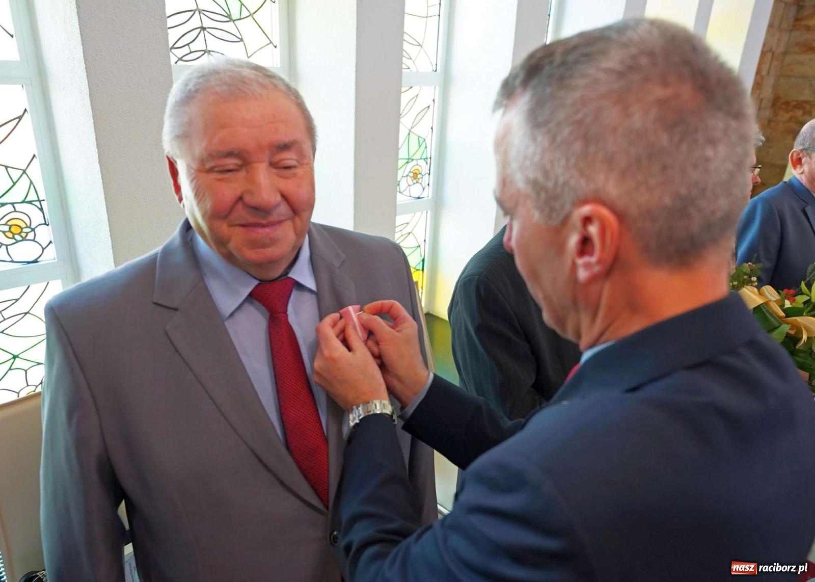 Zdjęcie w galerii na portalu naszraciborz.pl: Złote gody w raciborskim USC. Świętuje siedem par [FOTO i WIDEO] wiadomości z regionu