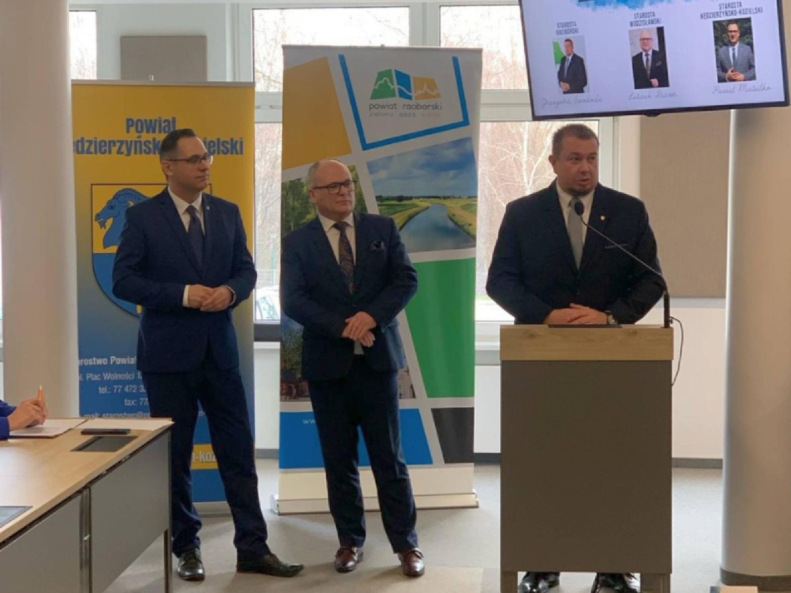 Zdjęcie w galerii na portalu naszraciborz.pl: Wspólna inicjatywa trzech powiatów wiadomości z regionu