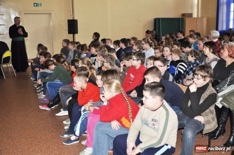 Zdjęcie w galerii na portalu naszraciborz.pl: Zawiózł go na konklawe i tam zostawił wiadomości z regionu