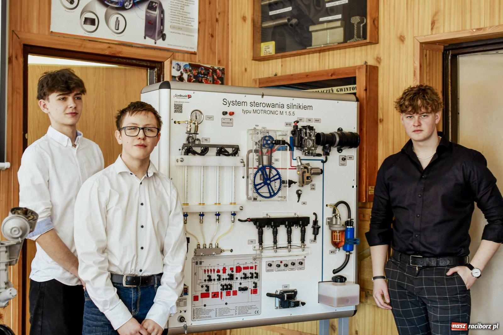 Zdjęcie w galerii na portalu naszraciborz.pl: Dzień otwarty w raciborskim Mechaniku wiadomości z regionu