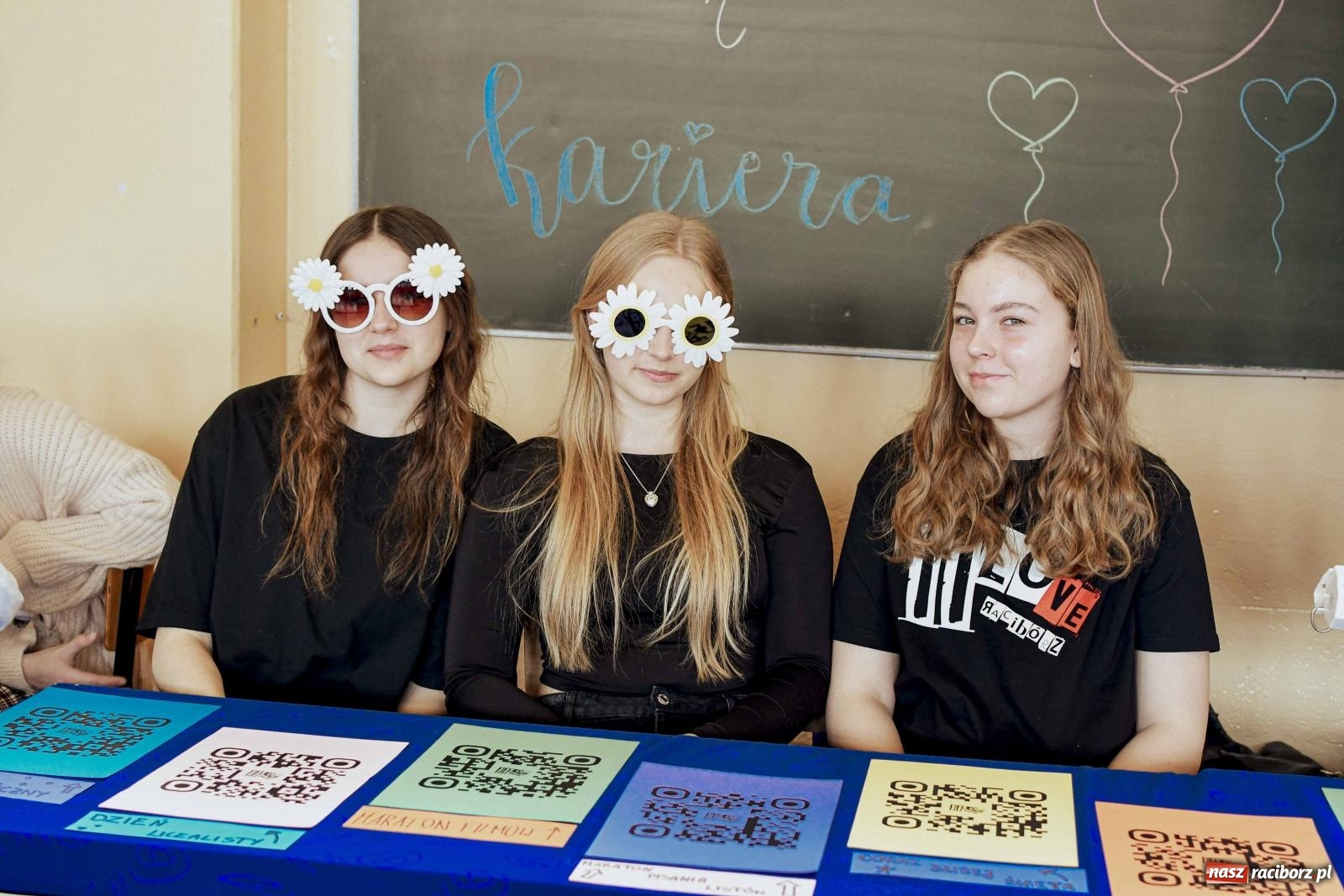 Zdjęcie w galerii na portalu naszraciborz.pl: W II LO stawiają na pozytywną atmosferę [FOTO] wiadomości z regionu