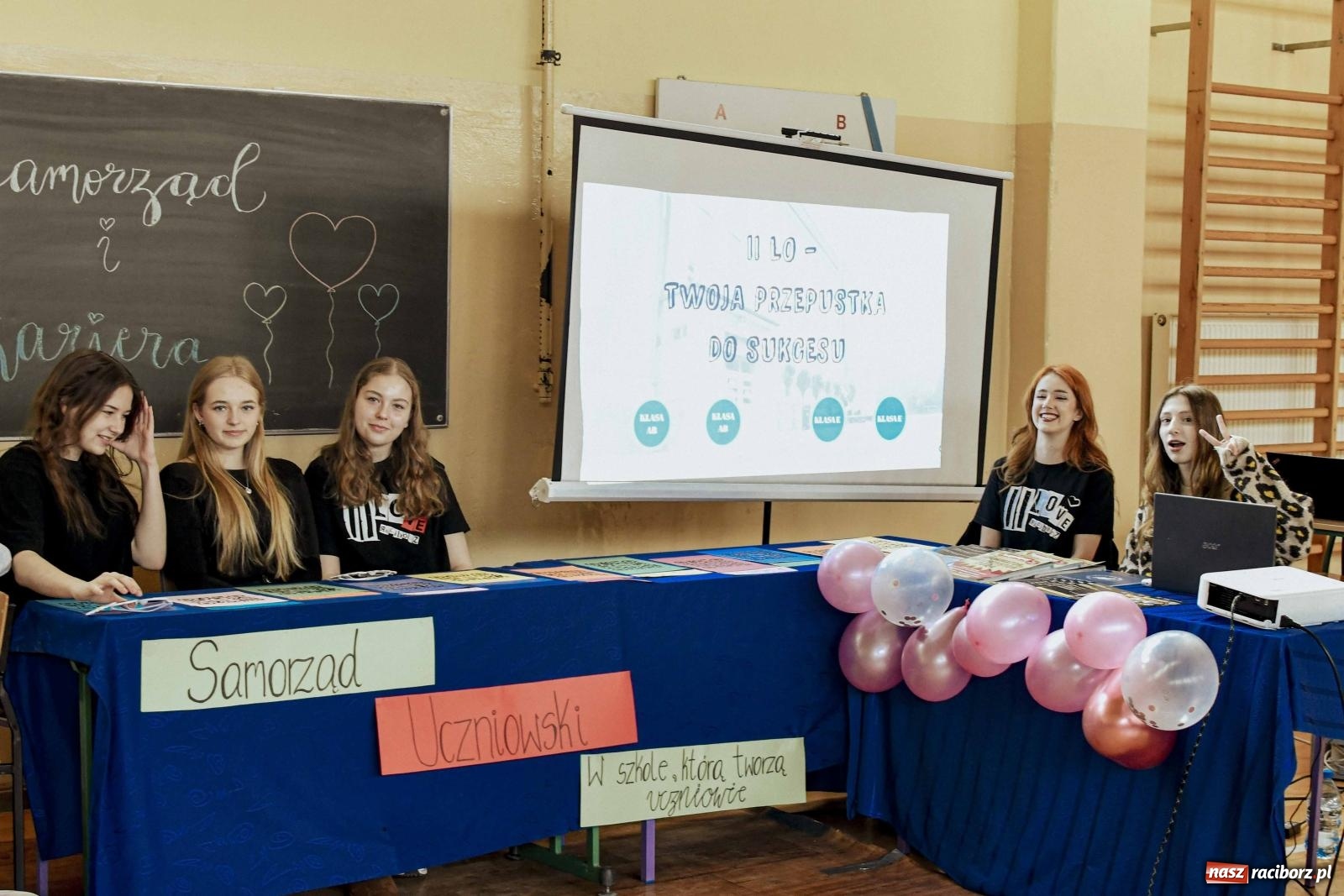 Zdjęcie w galerii na portalu naszraciborz.pl: W II LO stawiają na pozytywną atmosferę [FOTO] wiadomości z regionu