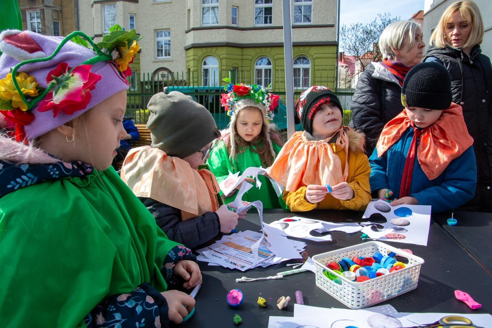 Zdjęcie w galerii na portalu naszraciborz.pl: Piknik na powitanie wiosny w parku Jordanowskim [FOTO i WIDEO] wiadomości z regionu