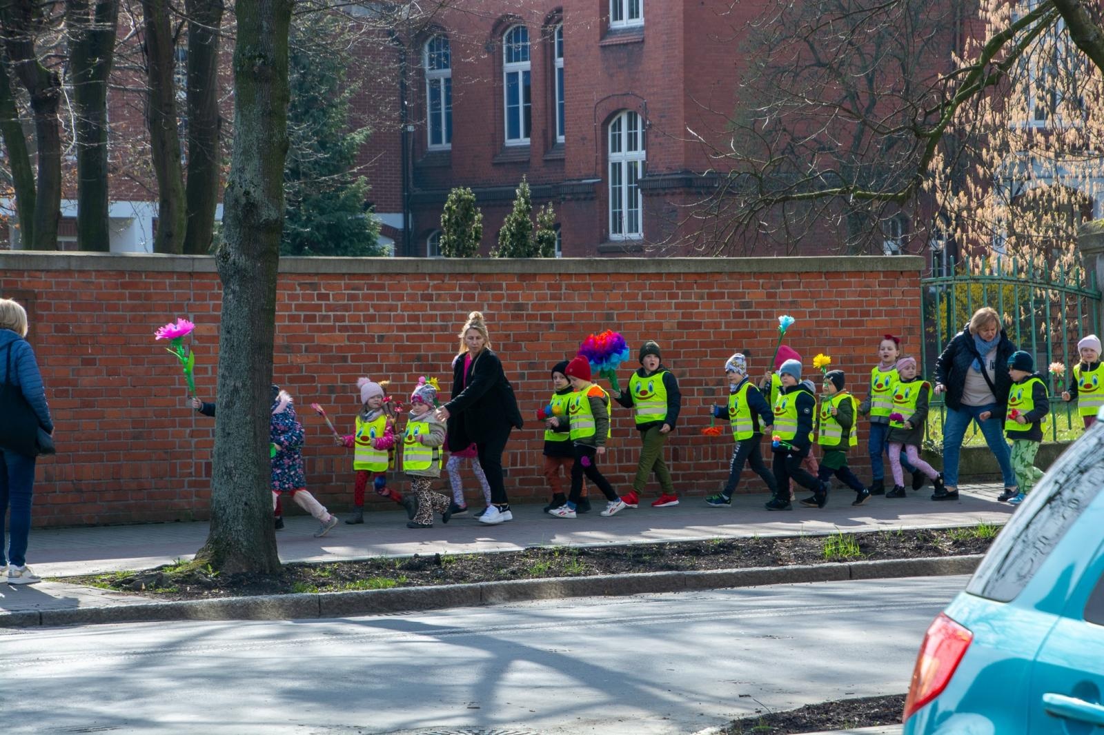 Zdjęcie w galerii na portalu naszraciborz.pl: Piknik na powitanie wiosny w parku Jordanowskim [FOTO i WIDEO] wiadomości z regionu