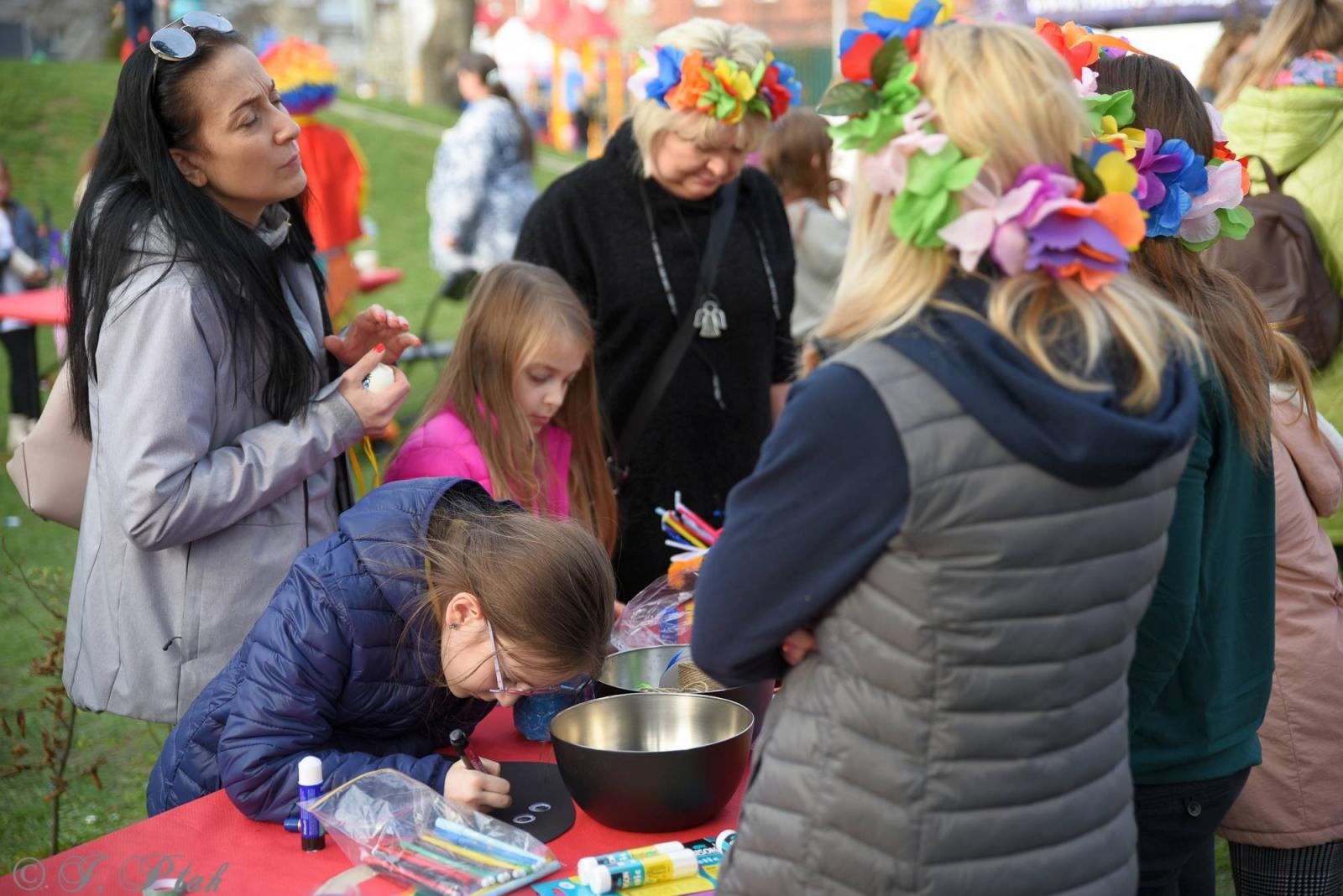 Zdjęcie w galerii na portalu naszraciborz.pl: Piknik na powitanie wiosny w parku Jordanowskim [FOTO i WIDEO] wiadomości z regionu
